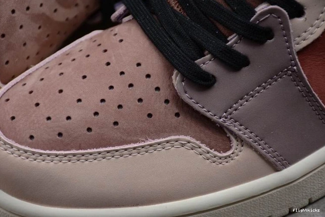 Zoom Rust Air CT0979-602 Jordan CMFT High (W) 1 Canyon 1112